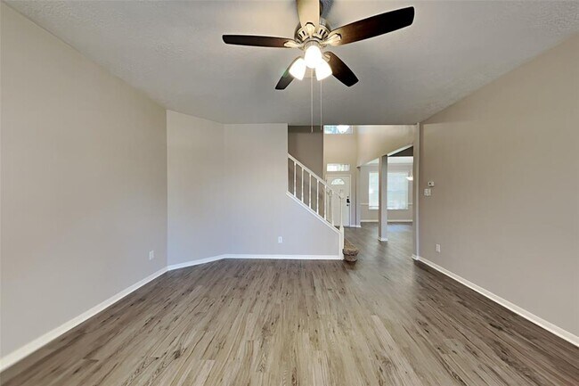 Building Photo - 10823 Allens Landing Dr