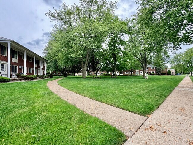 Foto del edificio - 1705 Charlton Rd