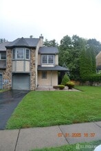 Building Photo - 26 Dorchester Dr