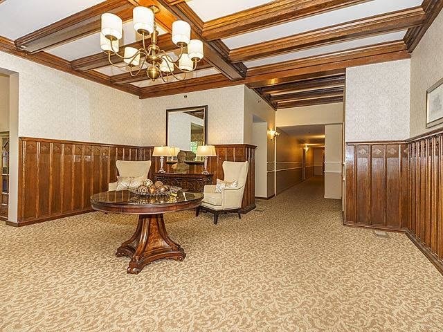 Building Photo - 156 N Oak Park Ave