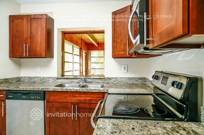 Foto del edificio - 245 NW 124th St