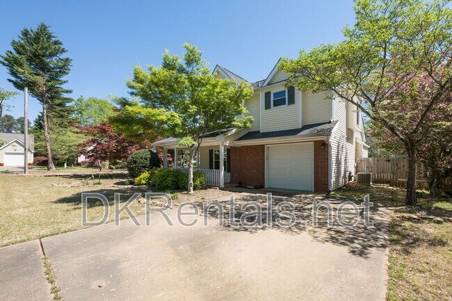 Foto del edificio - 898 Halston Ct