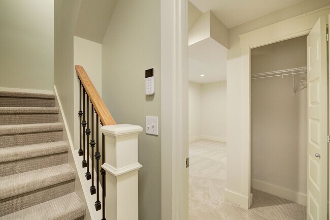 Foto del edificio - 3Bd/3.25Ba Kirkland Townhome
