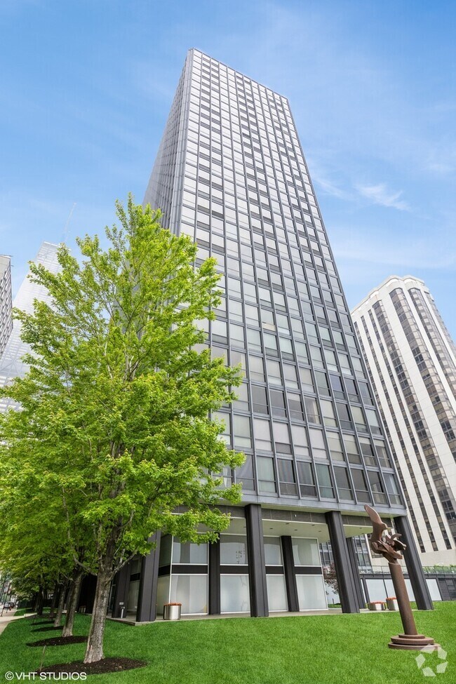 Building Photo - 900 N Lake Shore Dr