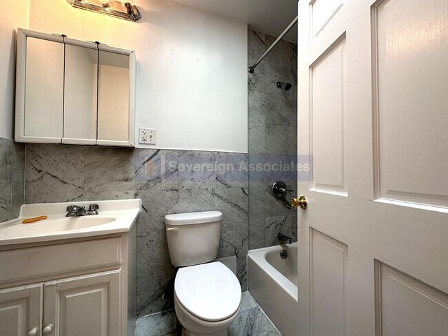 Foto del edificio - 709 West 176th Street
