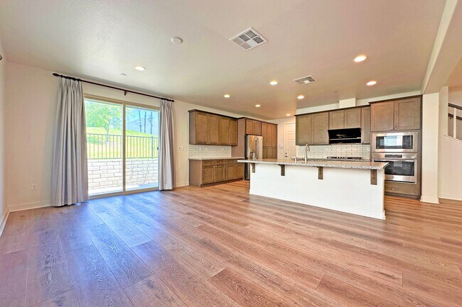 Building Photo - 1635 Faldo Ct