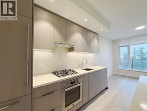 Building Photo - 6138 Birney Ave