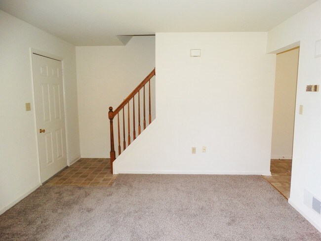 Building Photo - 151 Sherfield Ct