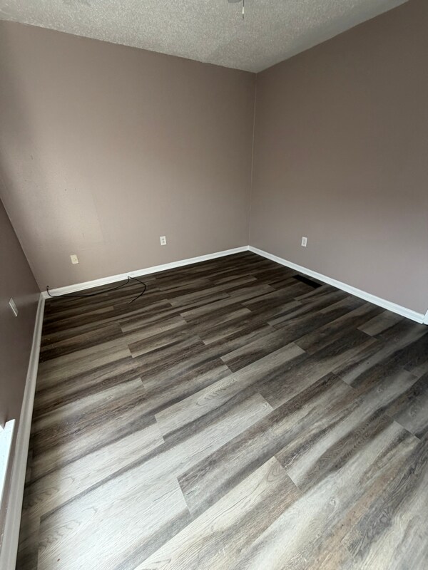 Foto del edificio - 4506 Laplace St