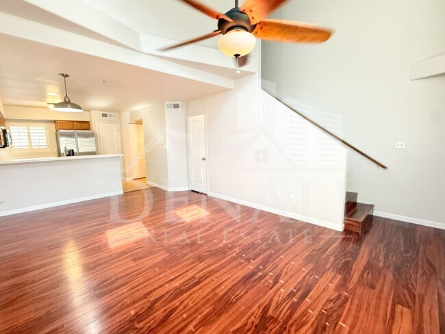 Foto del edificio - 5665 W Galveston St