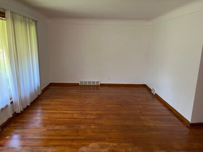 Foto del edificio - 8200 Prest St