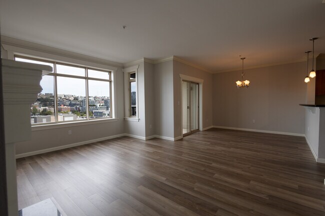 Foto del edificio - 900 Aurora Ave N