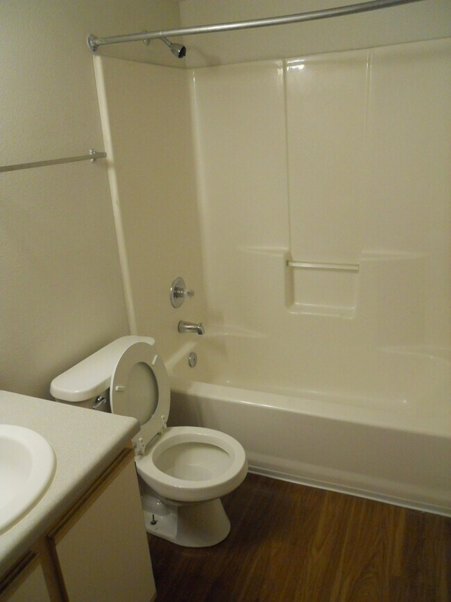 Foto del edificio - 2300 Ranch Way