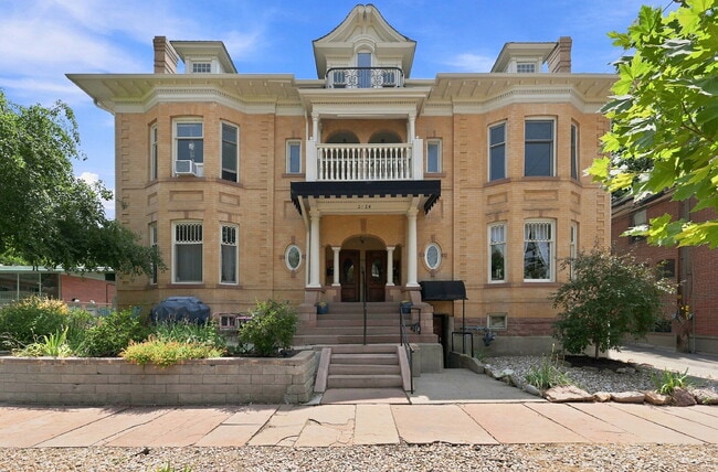 $1,720.95 with $300 off the first month rent, 1 Bed - 1 Bath, Condo in Denver with All Utilities ... - $1,720.95 with $300 off the first month rent, 1 Bed - 1 Bath, Condo in Denver with All Utilities ...