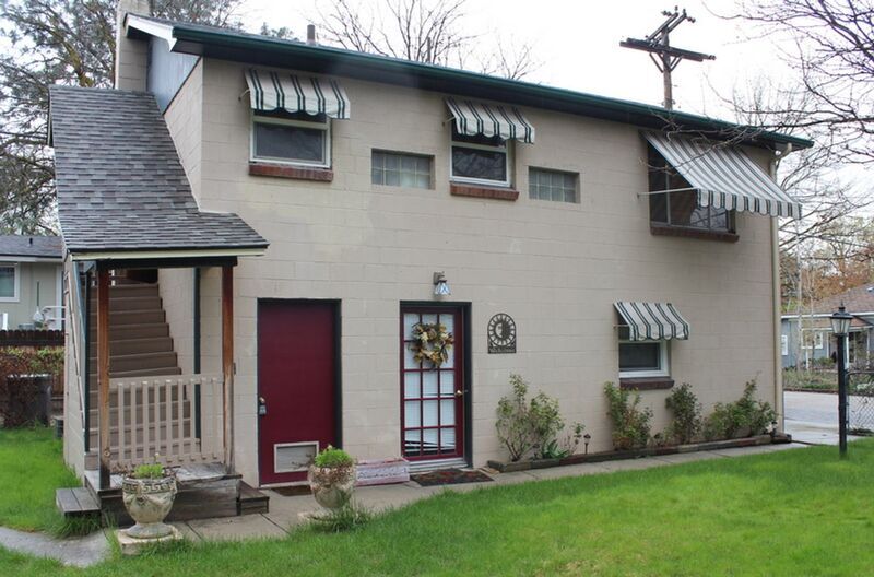 Foto principal - 2720 W Heron St