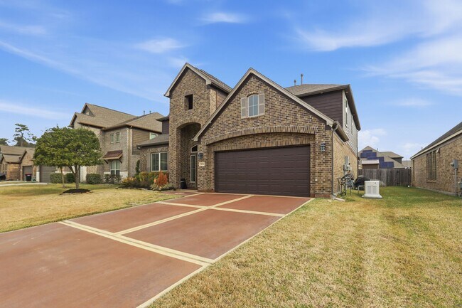 Building Photo - 24714 Longwood Forest Dr