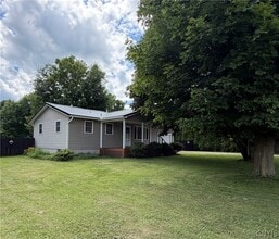 Building Photo - 1648 White Bridge Rd