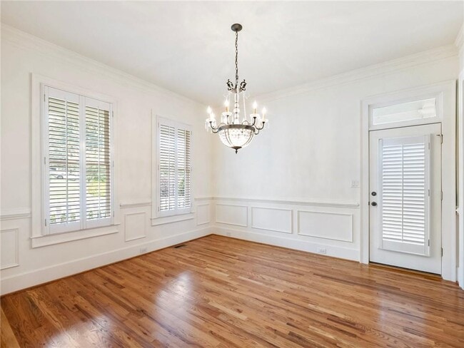 Building Photo - 5831 Choctaw Ln