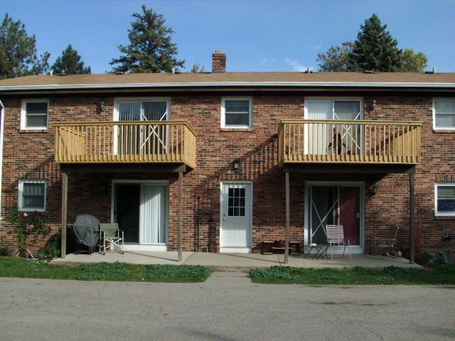 Primary Photo - 2 br, 1 bath 4plex - Kentfield Apt #2