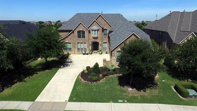 Building Photo - 4433 Young Dr