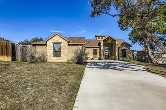 Building Photo - 315 Bluestem Cove