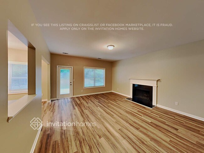 Building Photo - 147 Hawthorn Dr
