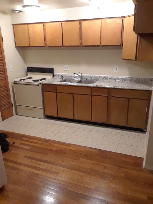 1112 Towne St Unit 1, Cincinnati, OH 45216 - Room for Rent in ...