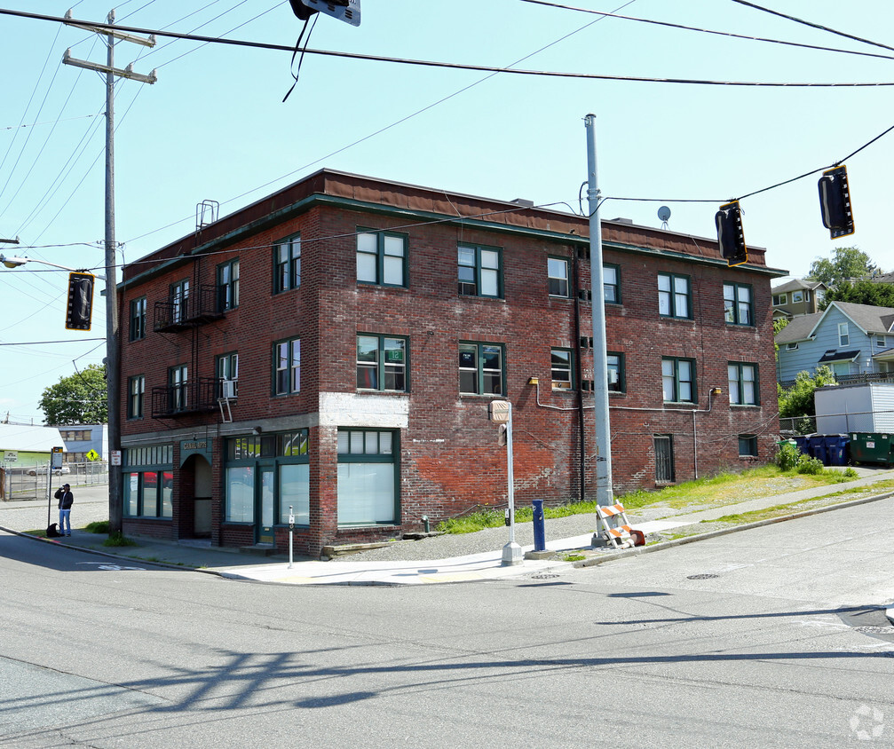 Building Photo - Canal Apartments