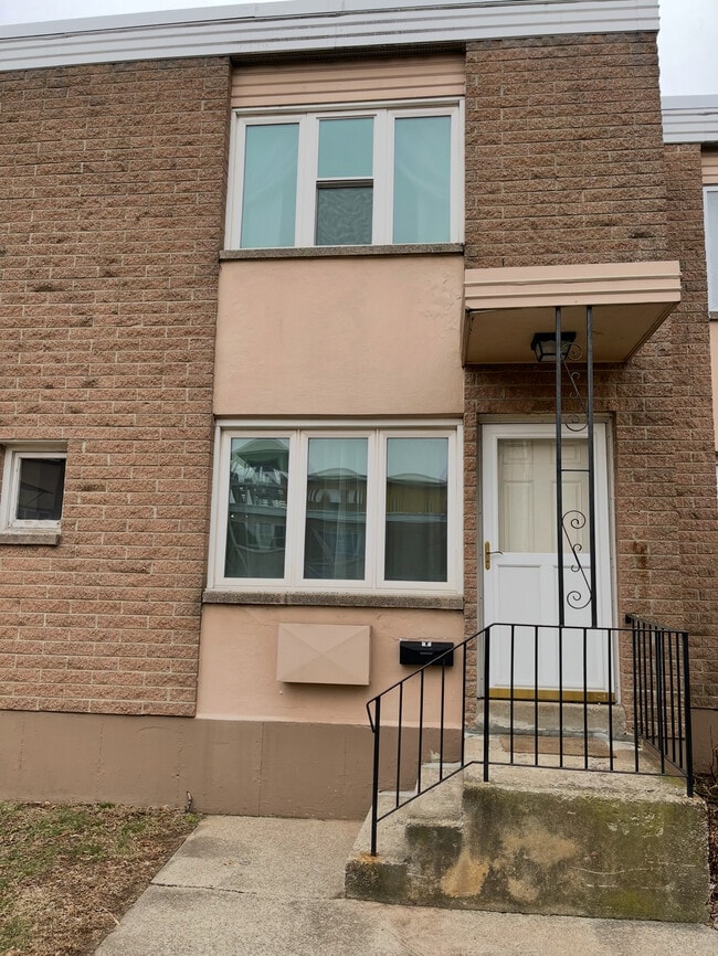 Building Photo - 120 Wooster St