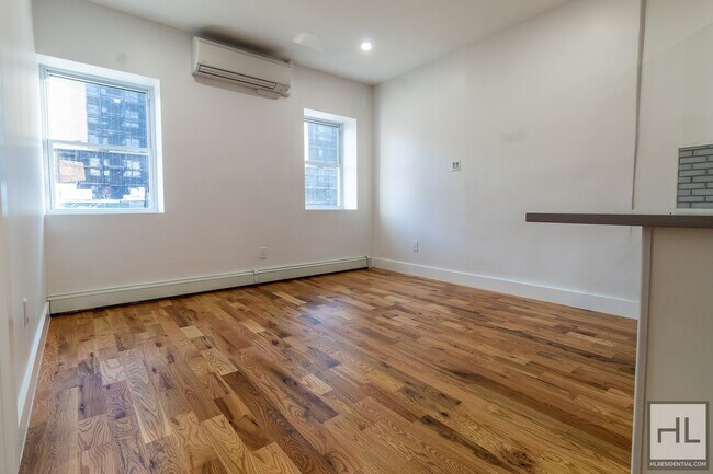 Building Photo - 3 Bed On Atlantic In Prospect /Crown Heigh...