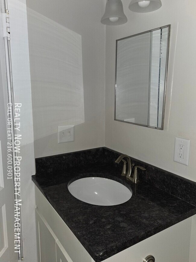 Foto del edificio - 4088 Erie St