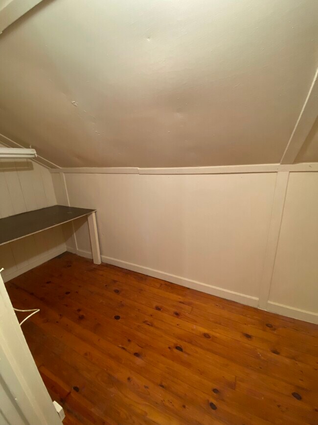 Foto del edificio - 285 Sycamore Dr