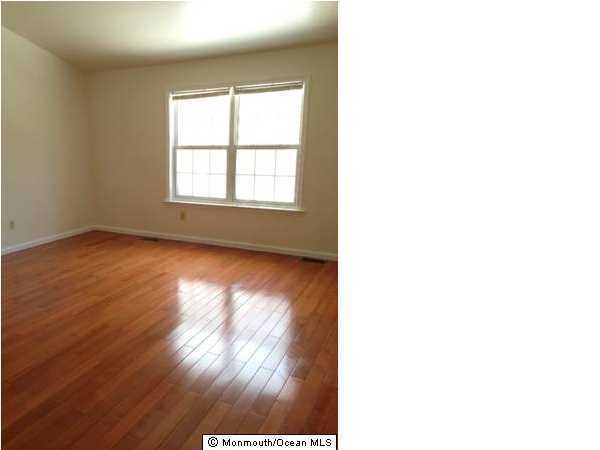 Building Photo - 1049 Tarragon Ct