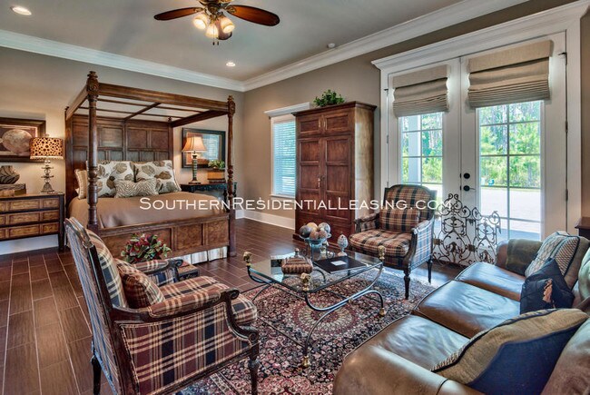 Building Photo - 244 Lakeland Dr