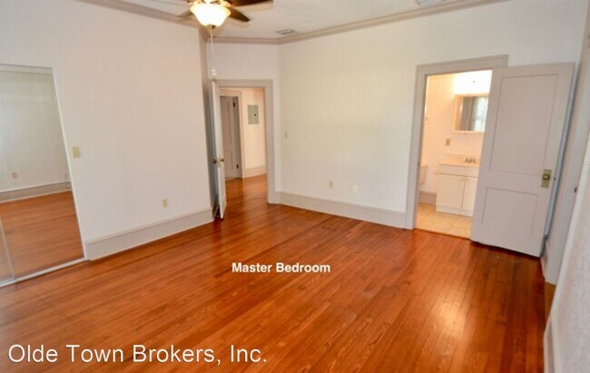 Building Photo - 2 br, 2 bath House - 646 E RIDGEWOOD ST.