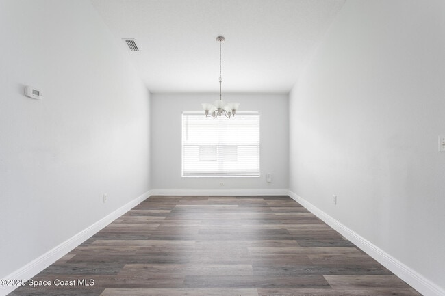 Foto del edificio - 2410 Bridgeport Cir