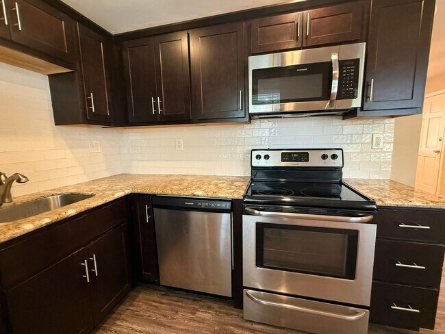 Foto del edificio - 1740 NW 17th St