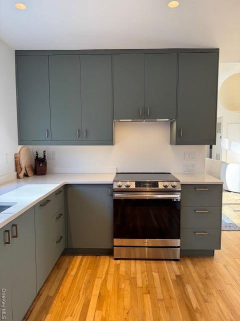 Building Photo - 14 Park Cir