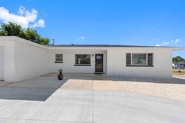 Foto del edificio - 11572 63rd Ave N