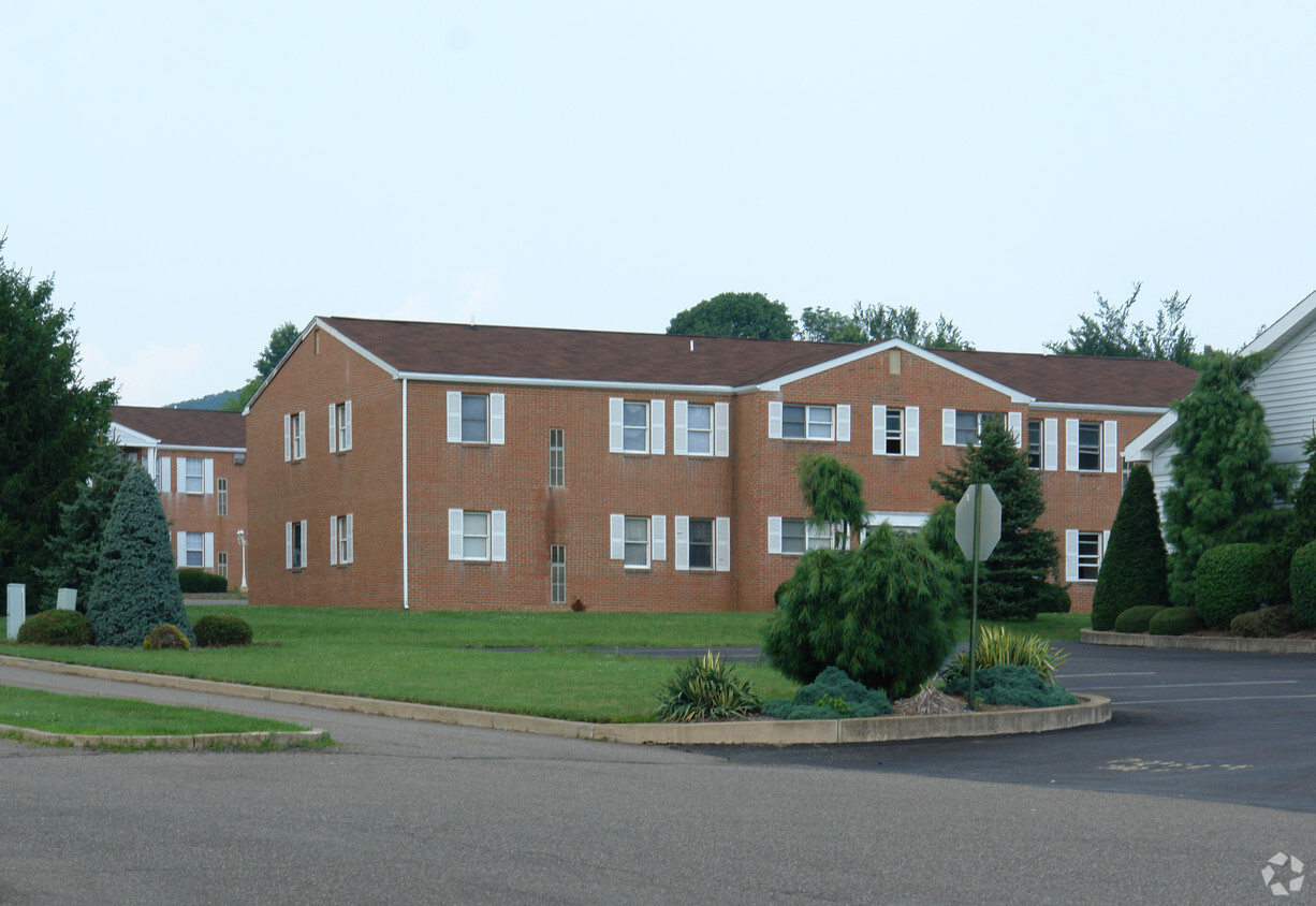 Primary Photo - Mahoning Terrace Apartments