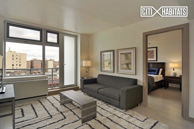 Foto del edificio - 4007 73rd St