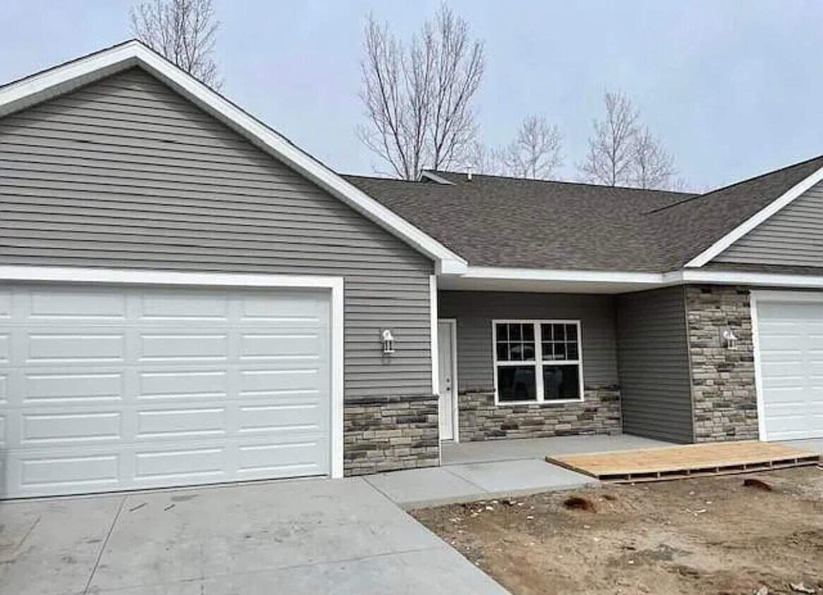 7701 Sturgeon Ave Midland, MI 48642 Alquileres en Midland, MI