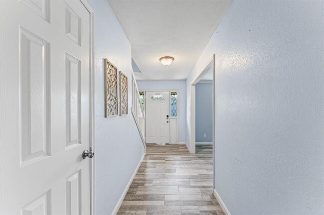 Building Photo - 427 Whitecap Dr