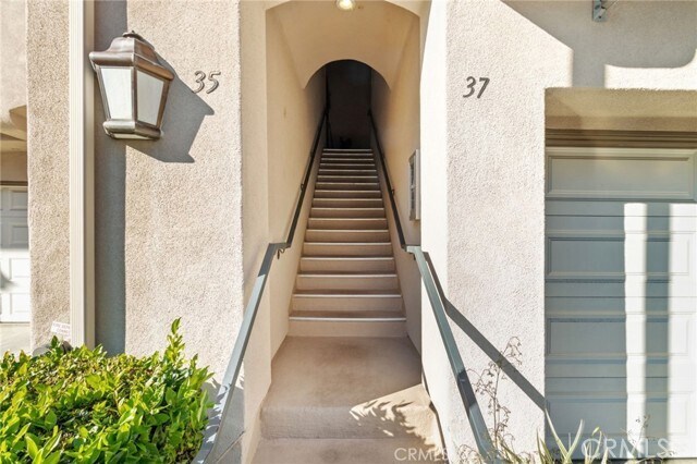Building Photo - 35 Leucadia