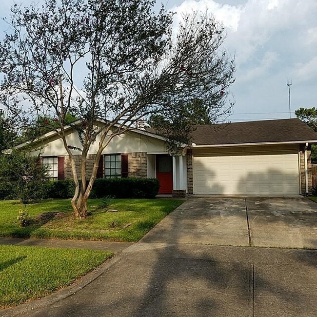 Foto del edificio - 3211 Meadowview Dr