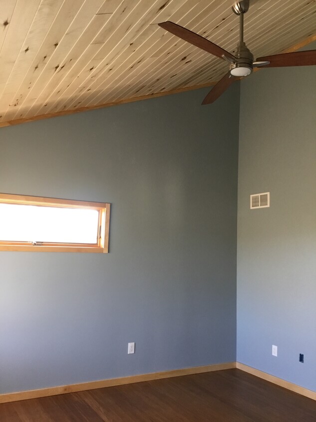 Foto principal - 7930 Fox Rd