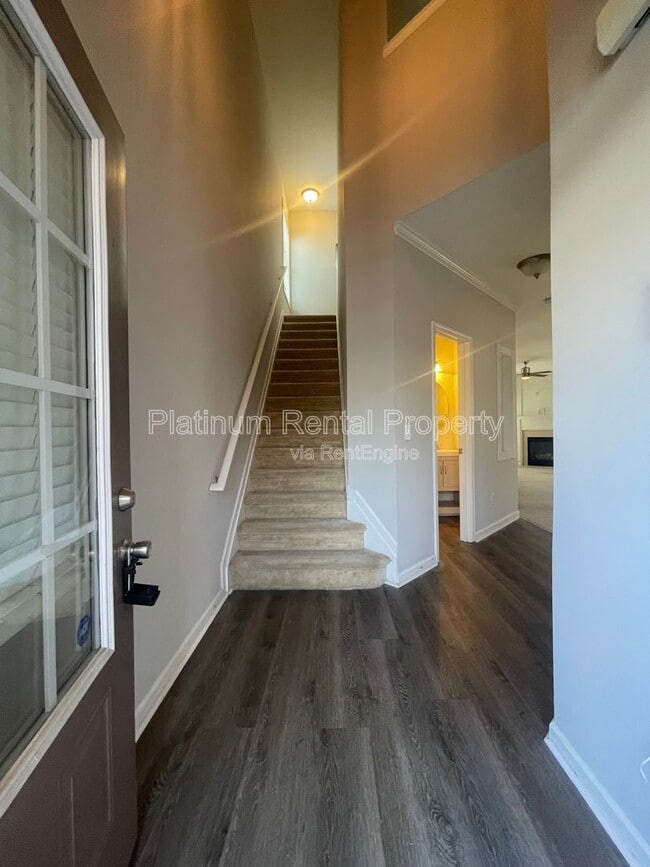 Photo - 5545 Weddington Dr Townhome