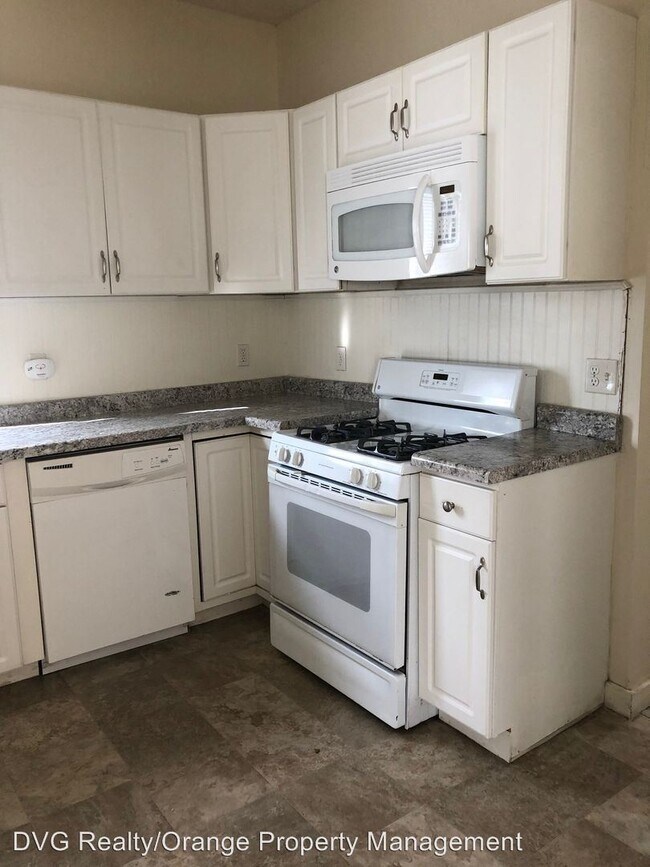 Building Photo - 2 br, 1 bath House - 2710 S. 18th St.