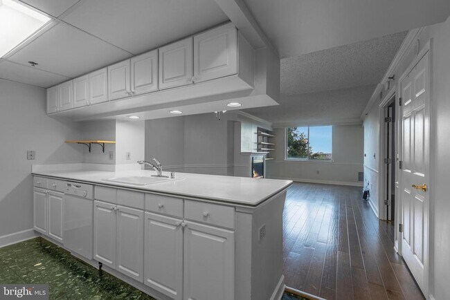 Building Photo - 1276 N Wayne St
