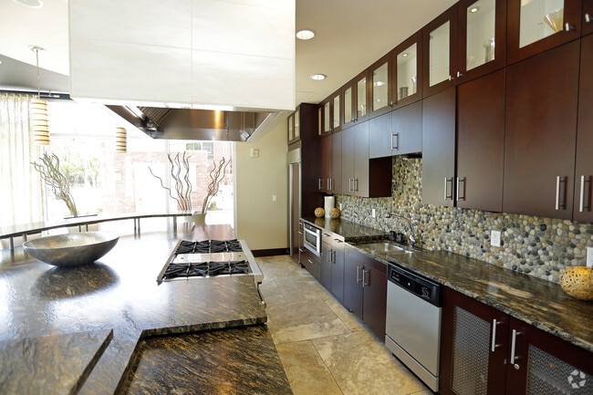 Cocina de la casa club - Seasons of Cherry Creek